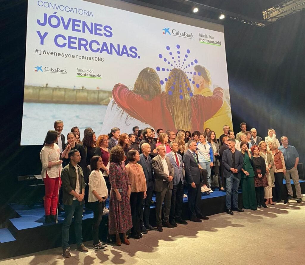 Jóvenes y cercanas