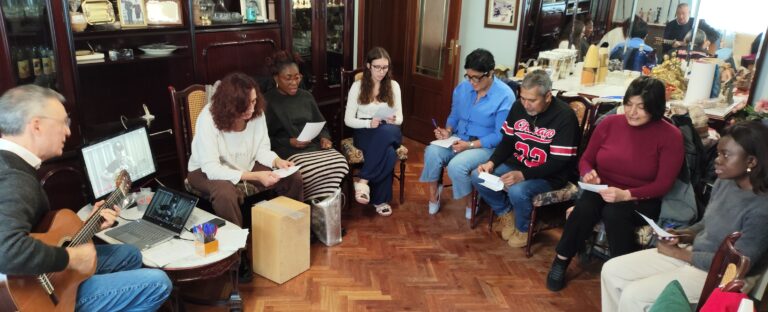 Primer ensayo del grupo musical caravanero