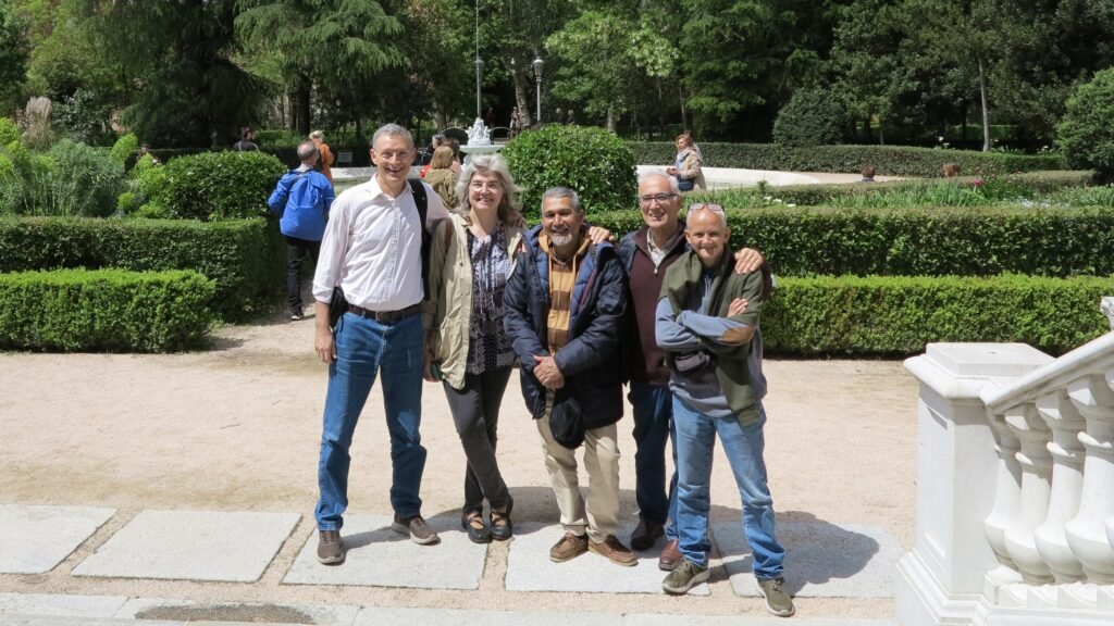 Grupo en fuente de los caballos