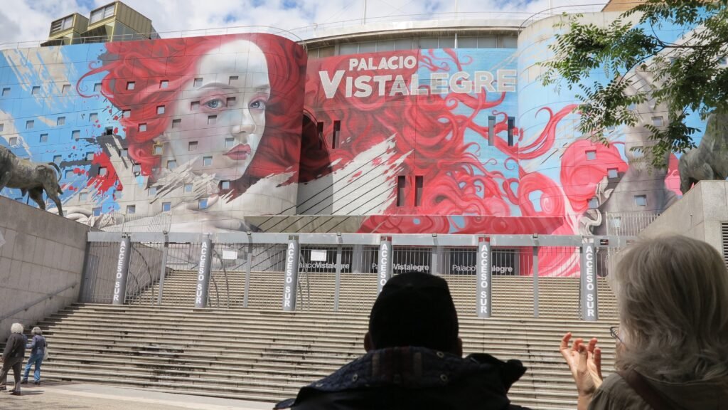 Mural de la musa de Vistalegre