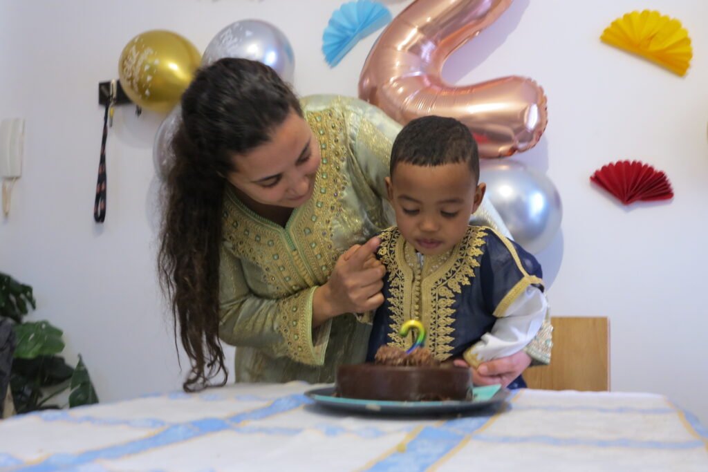 Saif sopla las velas