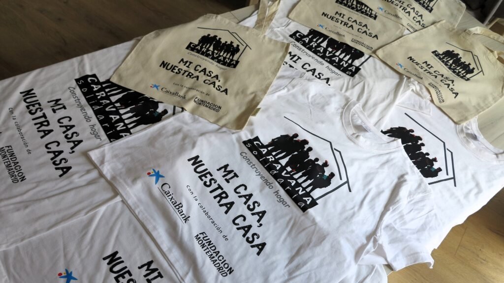 Camisetas y bolsas caravaneras