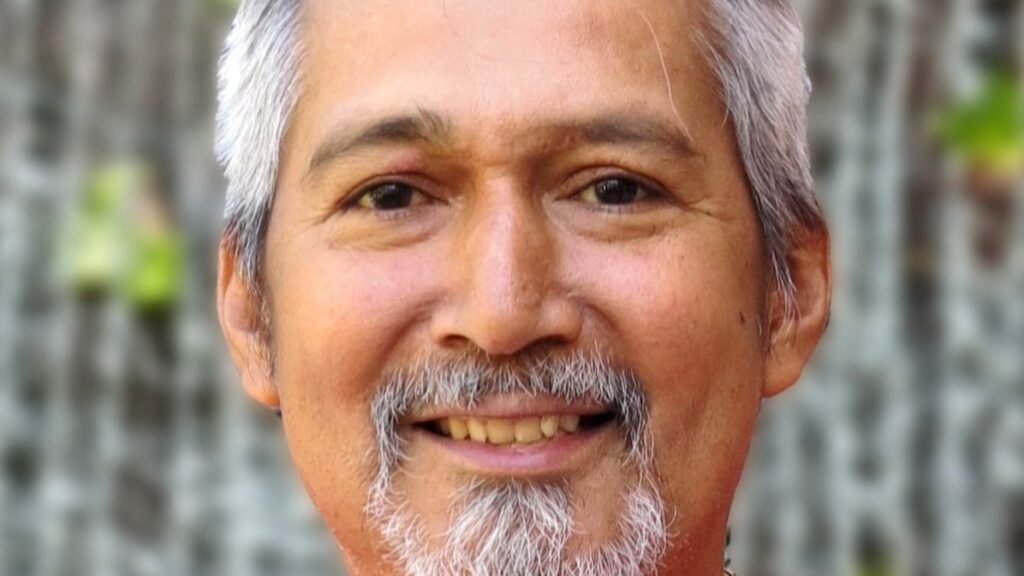Eduardo recorte
