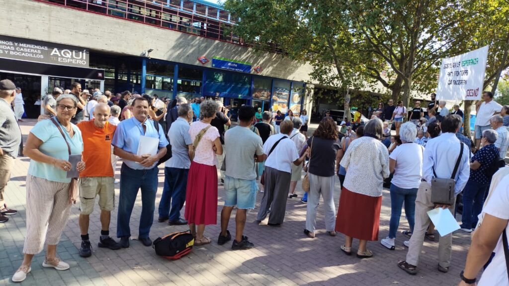 Grupillo en CIEs NO